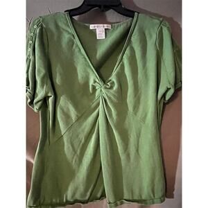 Robert Kitchen Women's XL Green Short Sleeve Blouse with Button Detail